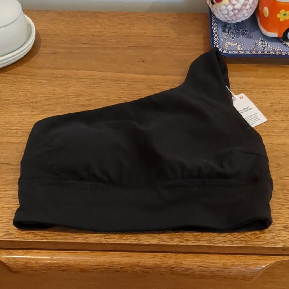 Black One-Shoulder Top